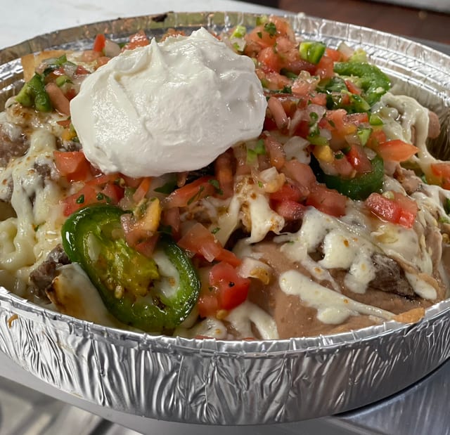 Burros Nachos.